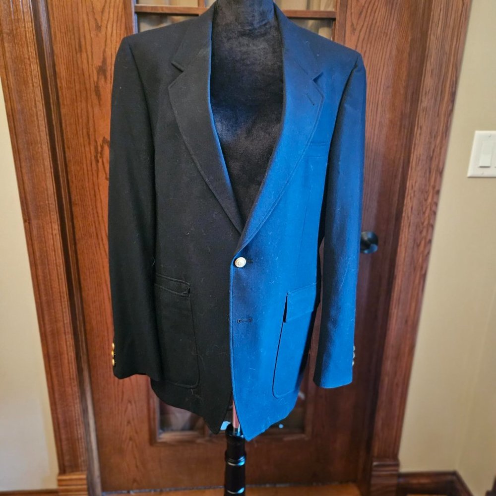 Men's wool navy sport coat - 42L